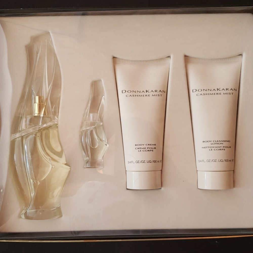 Donna Karan Cashmere Mist Set